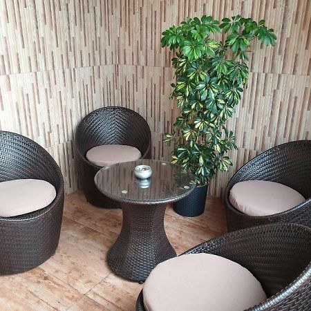 The Starry Night Apartment Batumi Bagian luar foto