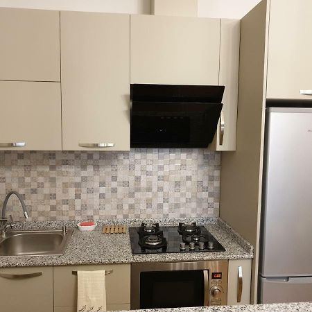 The Starry Night Apartment Batumi Bagian luar foto
