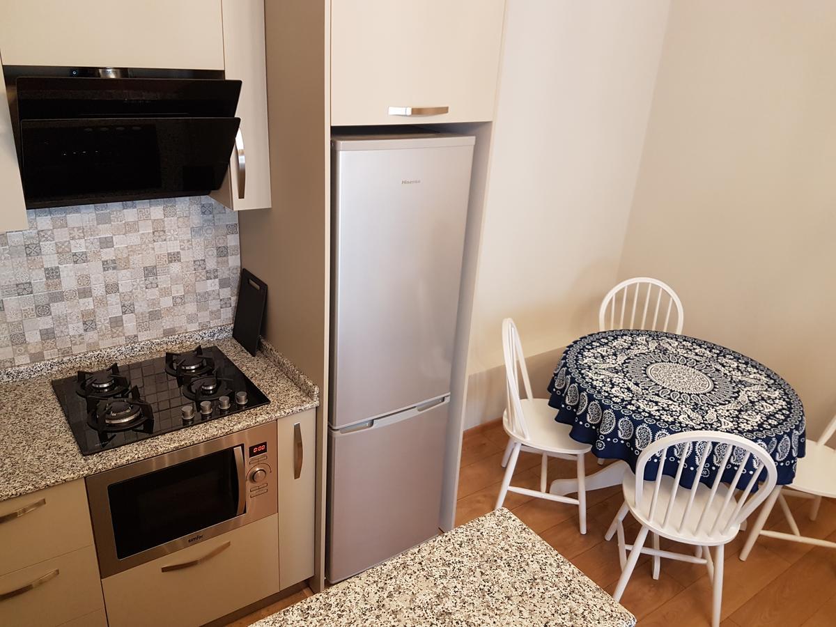 The Starry Night Apartment Batumi Bagian luar foto